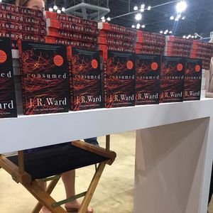 Image post by @gallerybooks on Instagram