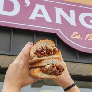 Image post by @dangelosandwiches on Instagram