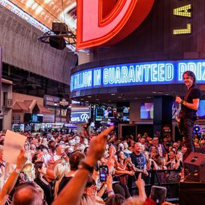 Image post by @fremontstreet on Instagram