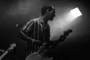 Image post by @thedaresband on Instagram