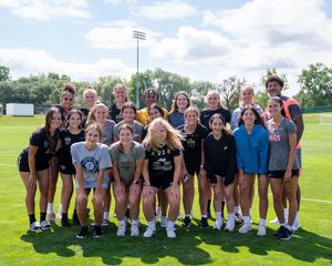 Image post by @golden_grizzlies on Instagram