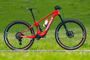 Image post by @esigrips on Instagram