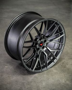 Image post by @vorsteiner on Instagram