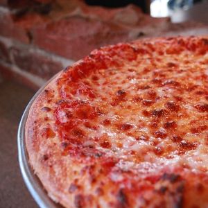 Image post by @parryspizza on Instagram