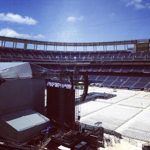 Image post by @holidaybowl on Instagram