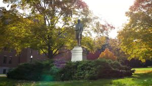 Image post by @vanderbilt on Facebook