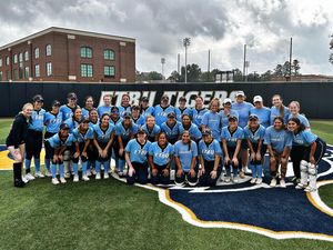 Image post by @etbu_softball on Instagram