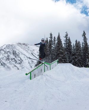 Image post by @cufreeskiing on Instagram