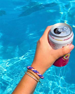Image post by @drinkspindrift on Instagram