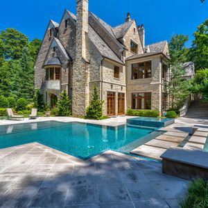 Image post by @christiesrealestate on Instagram