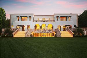 Image post by @christiesrealestate on Instagram