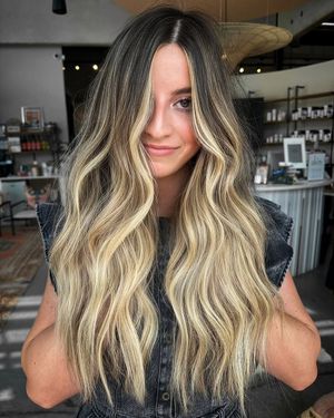 Image post by @behindthechair_com on Instagram