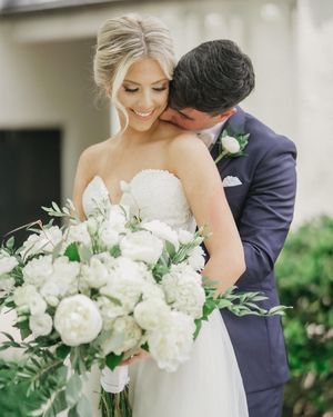 Image post by @whaletaleweddings on Instagram