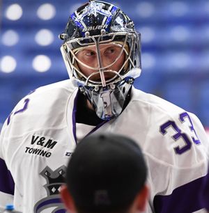 Image post by @readingroyals on Instagram