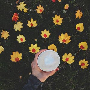 Image post by @starbucks on Instagram