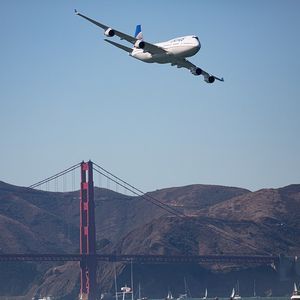 Image post by @united on Instagram