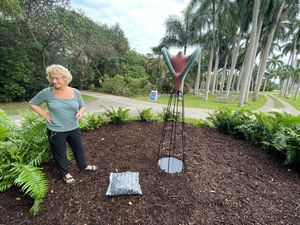 Image post by @deeringestate on Instagram
