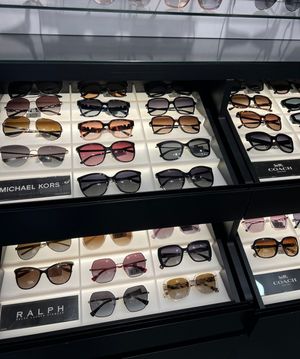 Image post by @rockinghammall on Instagram
