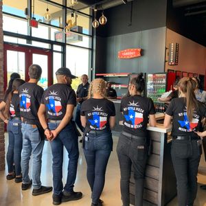 Image post by @parryspizza on Instagram