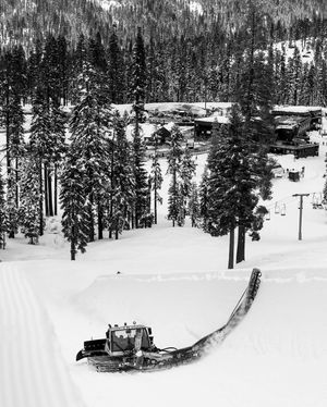 Image post by @sierra_at_tahoe on Instagram