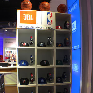 Image post by @neweracap on Instagram
