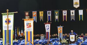 Image post by @hofstrau on Instagram