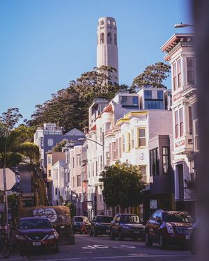 Image post by @onlyinsf on Instagram