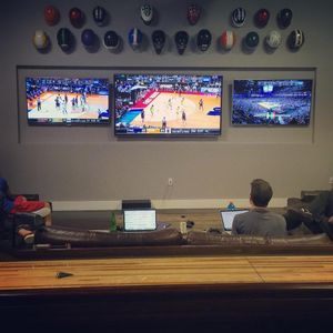 Image post by @dudeperfect on Instagram