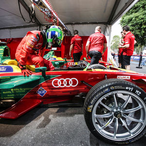 Image post by @lucasdigrassi on Instagram