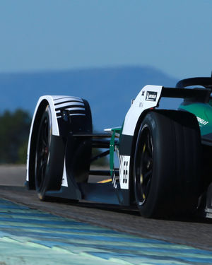 Image post by @lucasdigrassi on Instagram