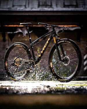 Image post by @esigrips on Instagram