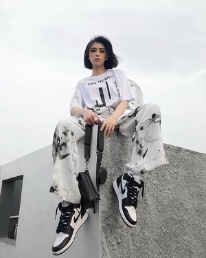 Image post by @3mongkis on Instagram