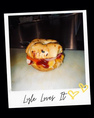 Image post by @bagelstreetdeli on Instagram