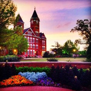 Image post by @auburnalumni on Instagram