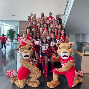 Image post by @texanscheerleaders on Instagram