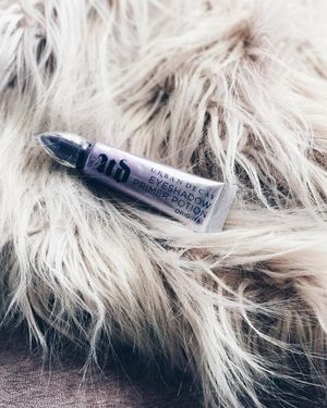 Image post by @byohlola on Instagram