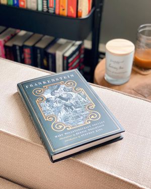 Image post by @gallerybooks on Instagram
