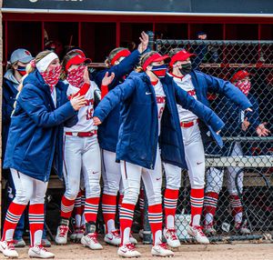 Image post by @stjohnssoftball on Instagram