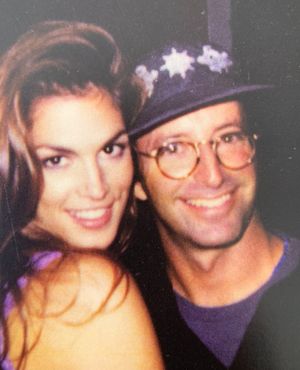 Image post by @cindycrawford on Instagram