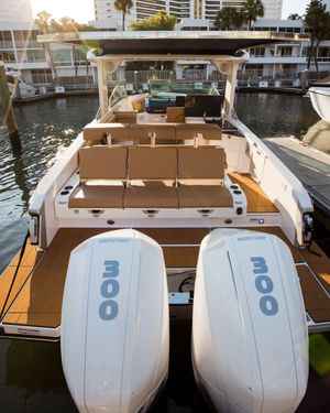 Image post by @aviaraboats on Instagram