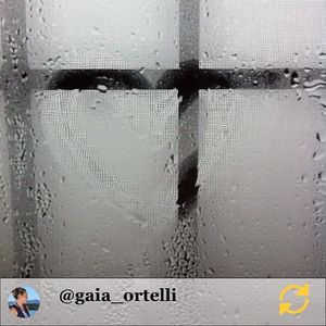 Image post by @oi_glass on Instagram
