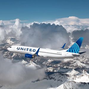 Image post by @united on Instagram