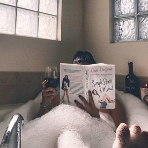 Image post by @gallerybooks on Instagram