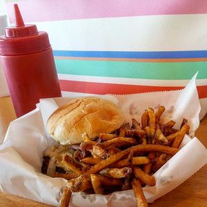 Image post by @visitoverlandpark on Instagram