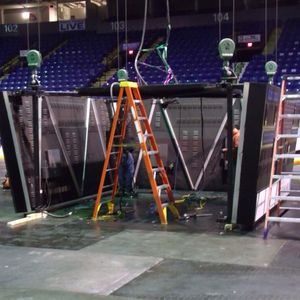 Image post by @readingroyals on Instagram
