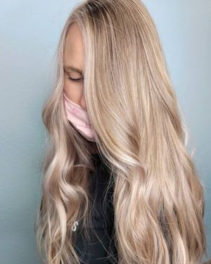 Image post by @AquaFireSalon on Facebook