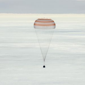 Image post by @nasaartemis on Instagram