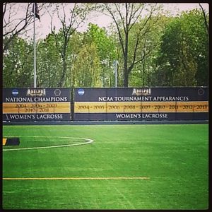 Image post by @stahawks on Instagram