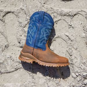 Image post by @tonylamaboots on Instagram