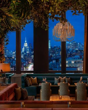 Image post by @nybucketlist on Instagram
